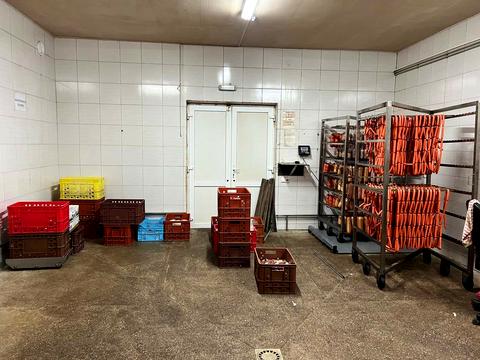 комерційна за адресою Шевченка, 16в