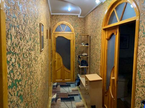 квартира за адресою Пилипа Орлика вул. (Паризької Комуни), 1