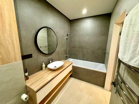 квартира за адресою Зарічна вул., 4