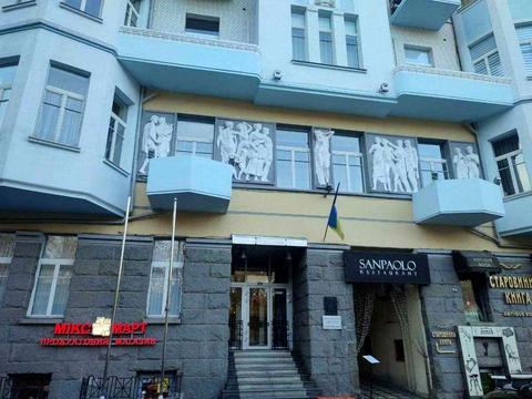 коммерческая по адресу Музейний пер., 4