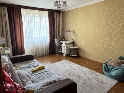 квартира по адресу Героев просп., 6