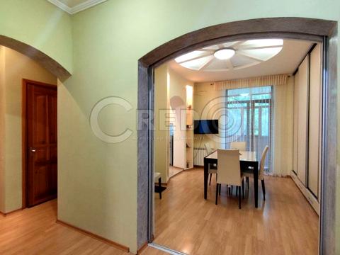 квартира за адресою Кропивницького вул., 54
