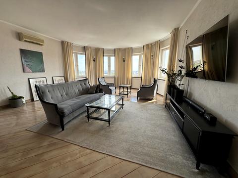 квартира по адресу Туровская ул., 31