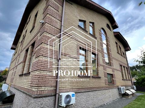 будинок за адресою Лісна