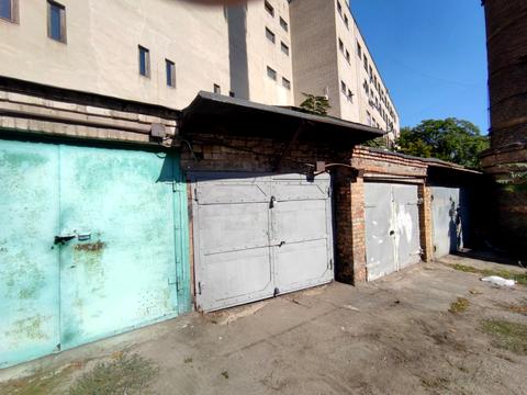 паркомісце за адресою Воскресенська вул. (Леніна), 39