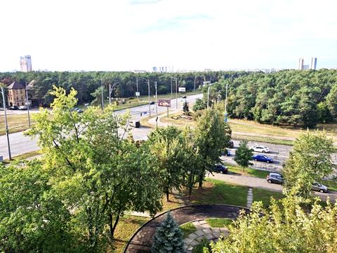 квартира за адресою Братиславська вул., 44/2