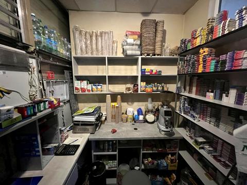 комерційна за адресою Проскурівського підпілля вул., 1