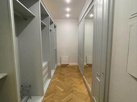 квартира за адресою Івана Козловського пров., 4