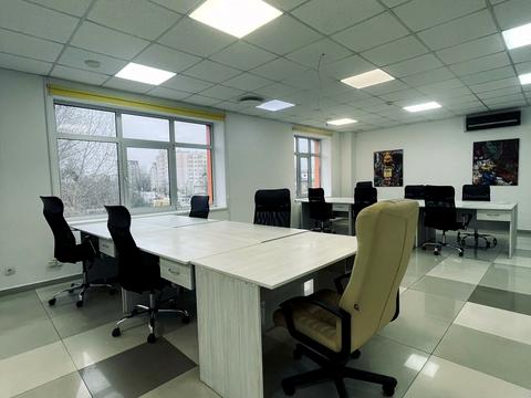 комерційна за адресою Львів, Джорджа Вашингтона вул. (Батальна), 7