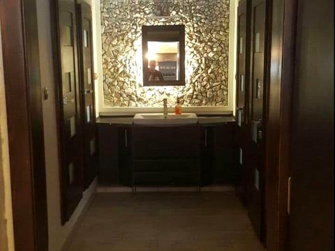 комерційна за адресою Собранецька вул., 2