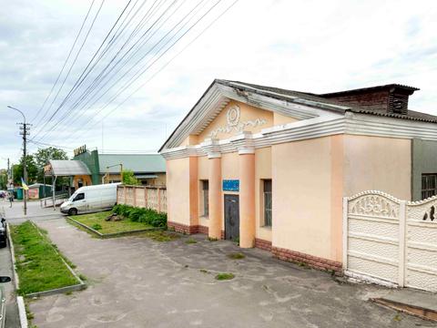 коммерческая по адресу Молодіжна, 2Г