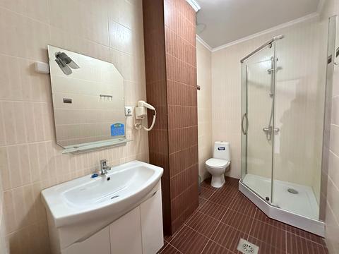 комерційна за адресою Курортна, 10В
