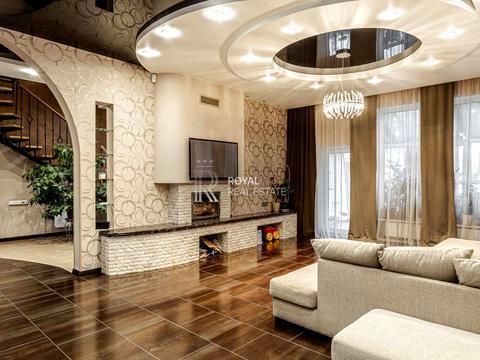 будинок за адресою Орхідейна вул, 4