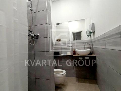 комерційна за адресою Лісова вул., 6-В