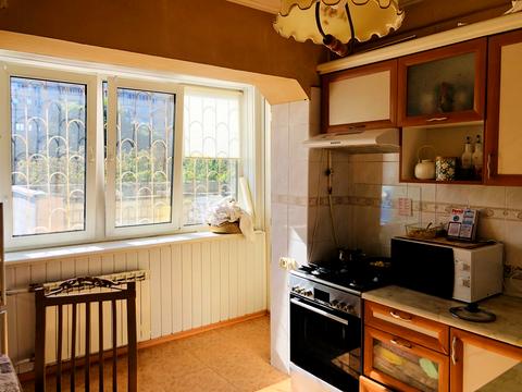 квартира за адресою Митрополита Андрея Шептицького вул. (Анатолія Луначарського), 24