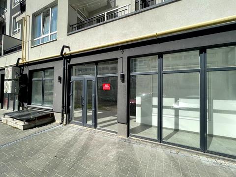 комерційна за адресою Трускавецька вул., 125