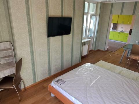 квартира за адресою Анни Ахматової вул., 22