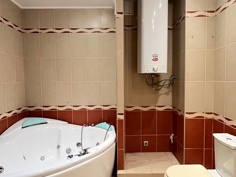 квартира по адресу Митрополита Андрея Шептицкого ул. (Анатолія Луначарського), 10