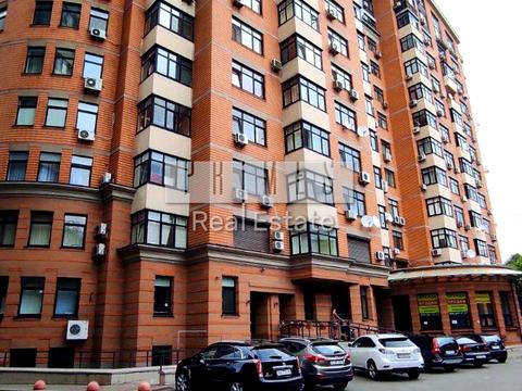 комерційна за адресою Лесі Українки бульв., 23-А