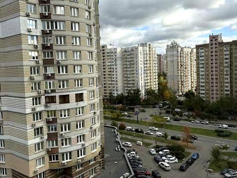 квартира за адресою Анни Ахматової вул., 34