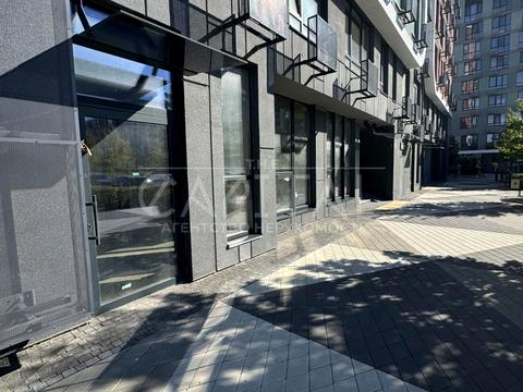 комерційна за адресою Тадея Рильського бульв., 3