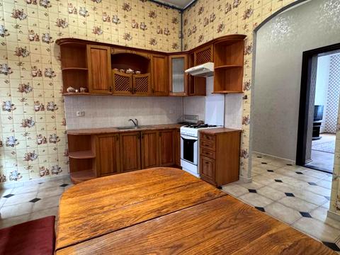 квартира за адресою Коротка вул., 2