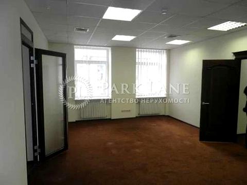 комерційна за адресою Володимирська вул., 77-А