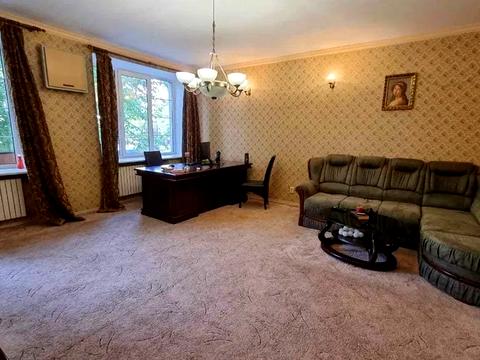 квартира за адресою пр. Яворницкого