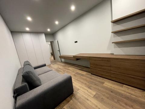 квартира по адресу Молодіжна ул., 5