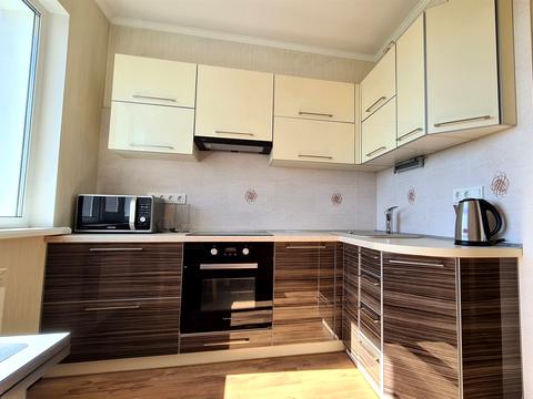 квартира за адресою Академіка Глушкова просп., 39