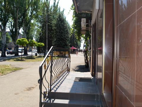коммерческая по адресу Проспект Металургів, 23-21