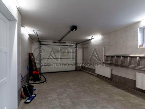 будинок за адресою Академіка Заболотного вул.