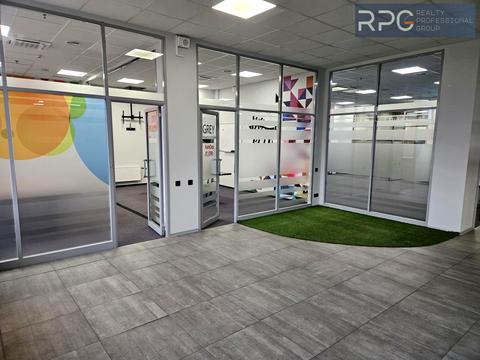 комерційна за адресою Борщагівська вул., 154