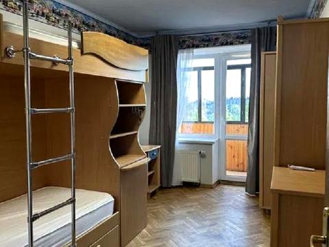 квартира за адресою Сергія Єфремова вул., 10