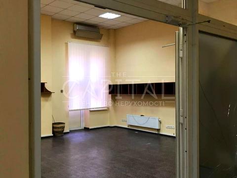 комерційна за адресою Волоська вул., 50-56