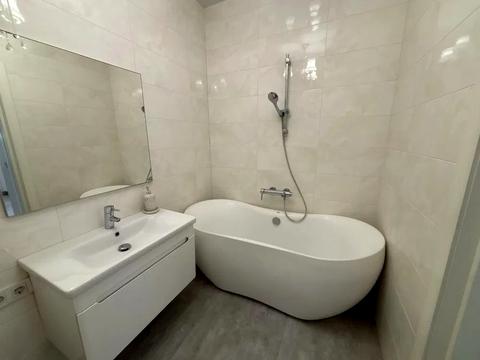 квартира за адресою Феодосійська вул., 2а