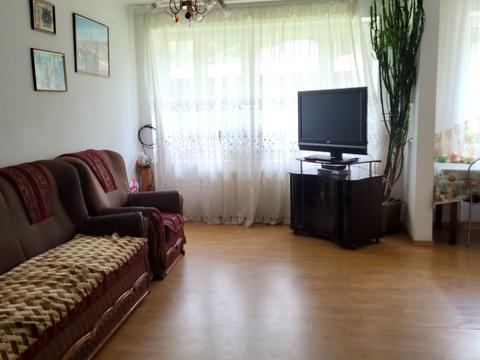 квартира за адресою Конституції, 3