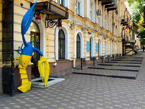 комерційна за адресою Одеса, Святослава Караванського вул. (Жуковського), 11
