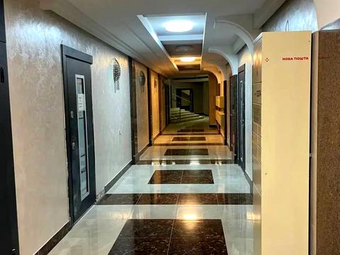 комерційна за адресою Глибочицька вул., 73