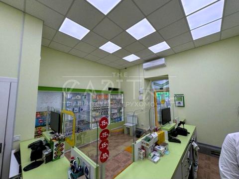 коммерческая по адресу Николая Михновского бульв. (Дружбы Народов), 18/7