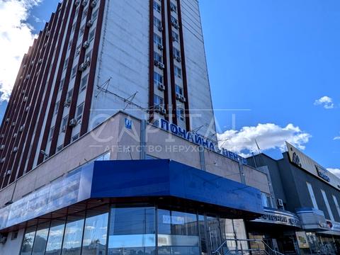 комерційна за адресою Степана Бандери просп. (Московський), 6