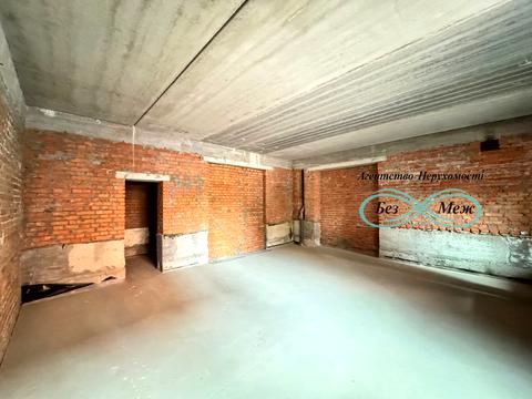 комерційна за адресою Щаслива вул., 11