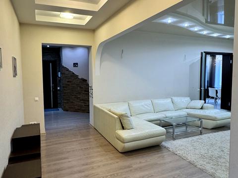 квартира по адресу Андрея Верхогляда ул. (Михайла Драгомирова), 4