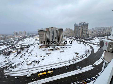 квартира за адресою Митрополита Андрея Шептицького вул. (Анатолія Луначарського), 10