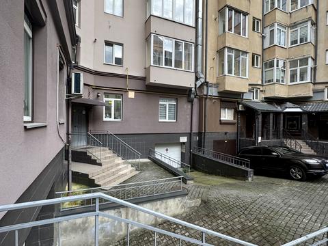 квартира за адресою Володимира Великого вул., 10