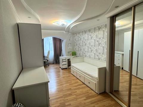 квартира за адресою Відродження просп., 7