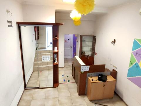 комерційна за адресою Васильківська вул., 23/16