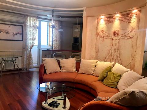 квартира по адресу Рельефная ул., 8