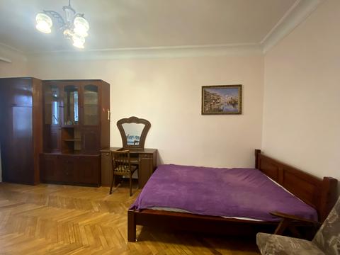 квартира за адресою Почайнинська вул., 44