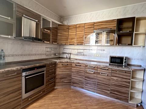 квартира за адресою Срібнокільська вул., 4